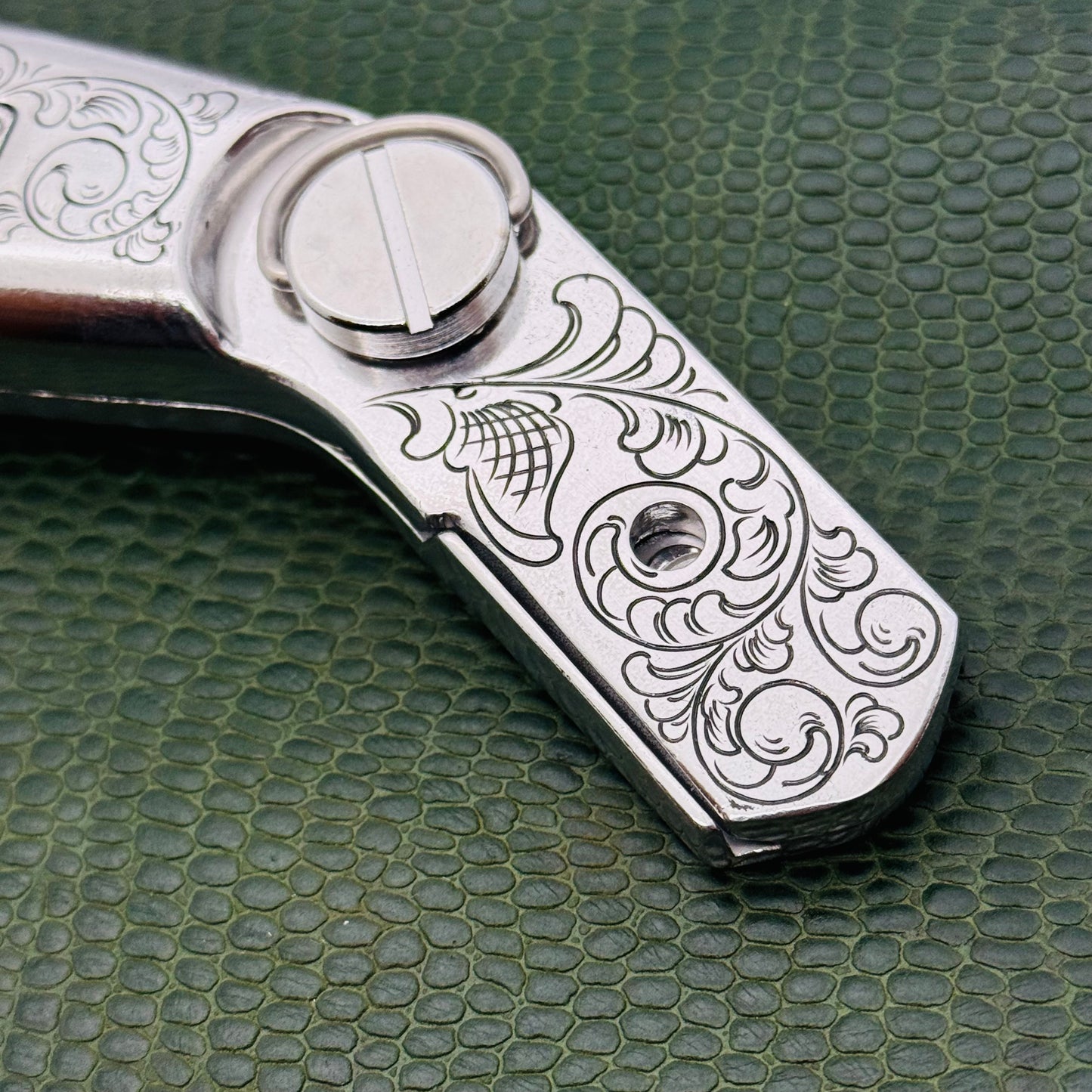 Hand Engraved Personna Carpet Knife