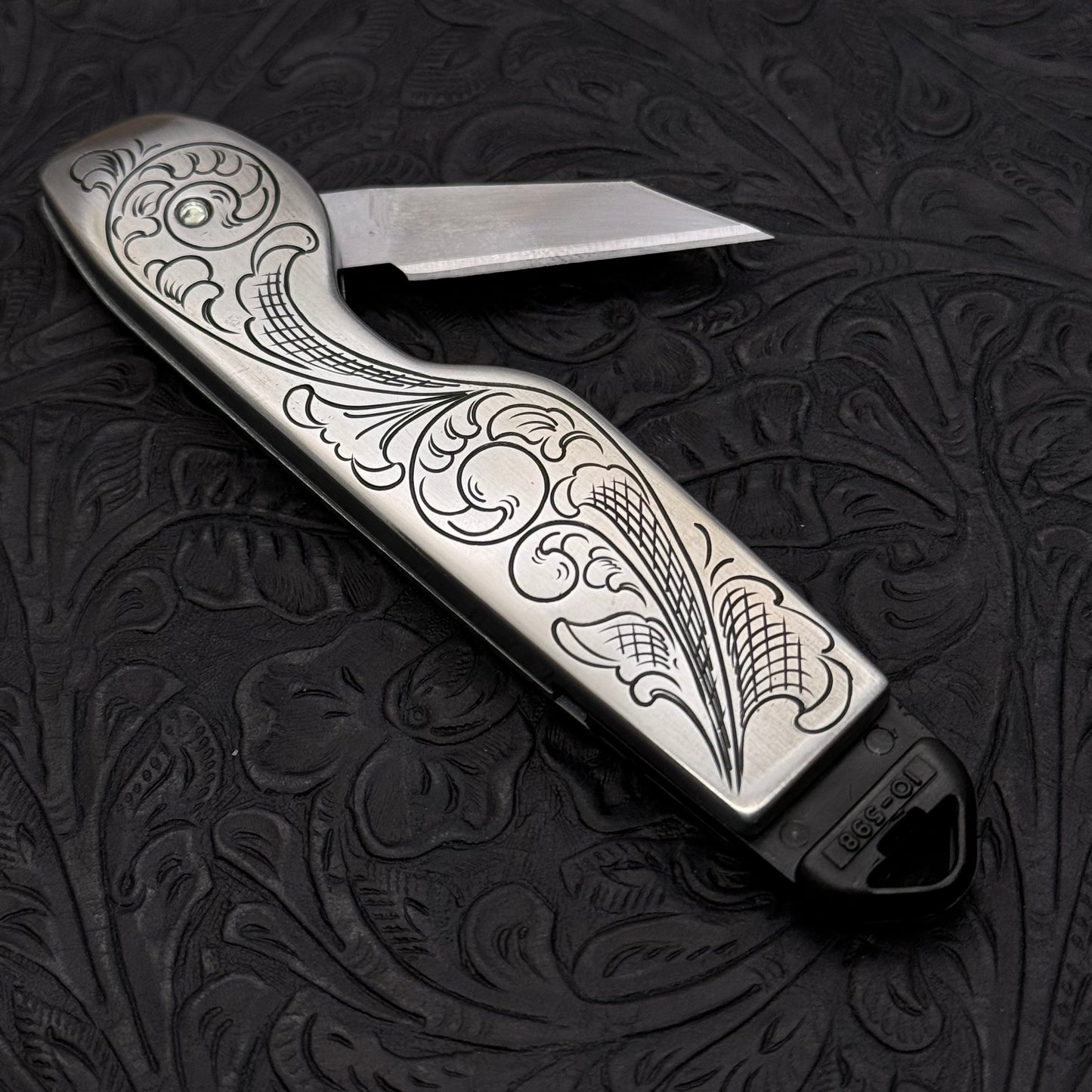 Hand Engraved Stanley 10-598 (folding blade) Utility Knife