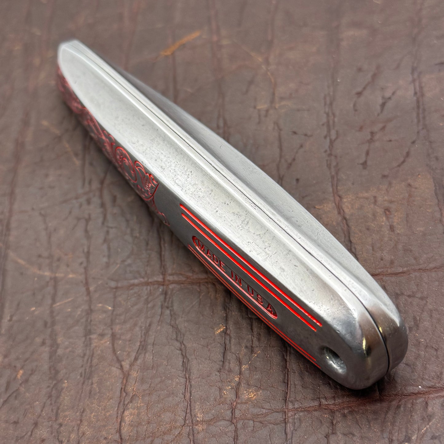 Hand Engraved Snap-On (retractable) Utility Knife