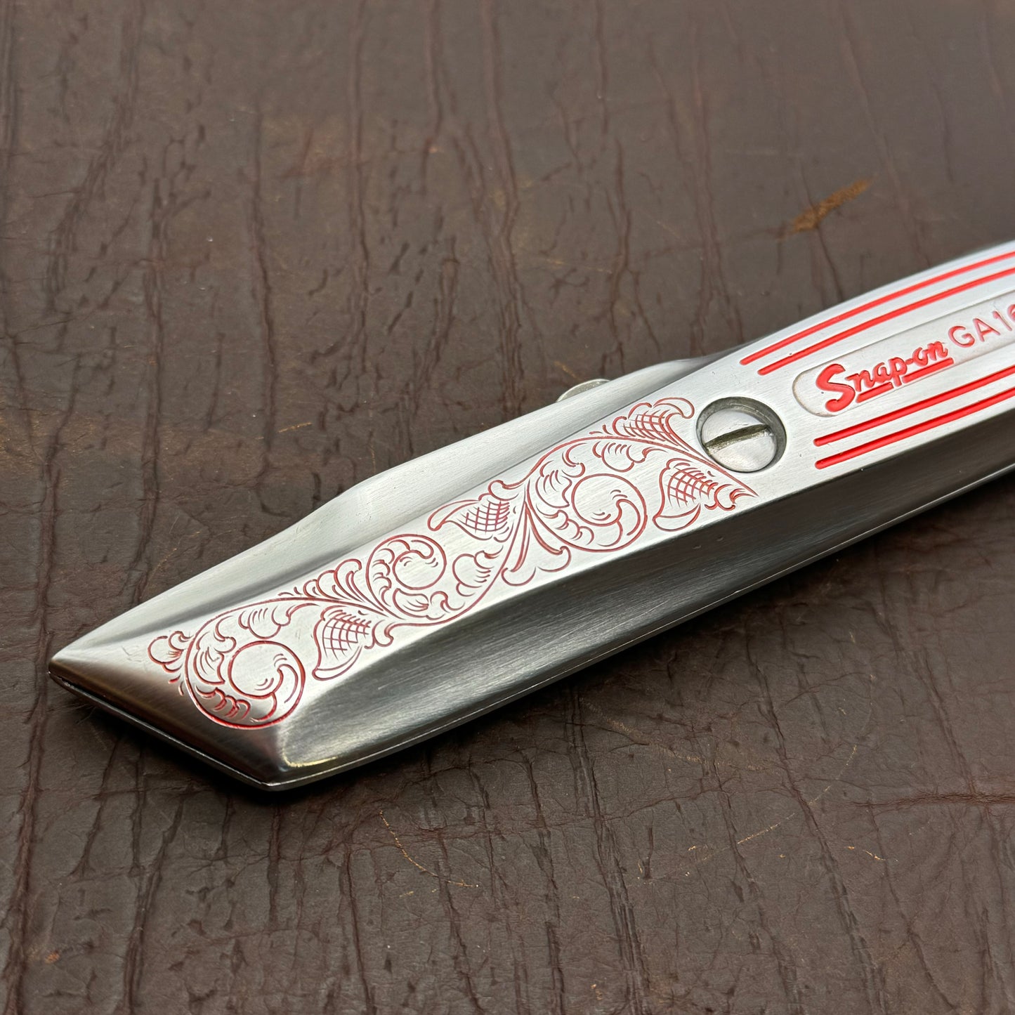 Hand Engraved Snap-On (retractable) Utility Knife