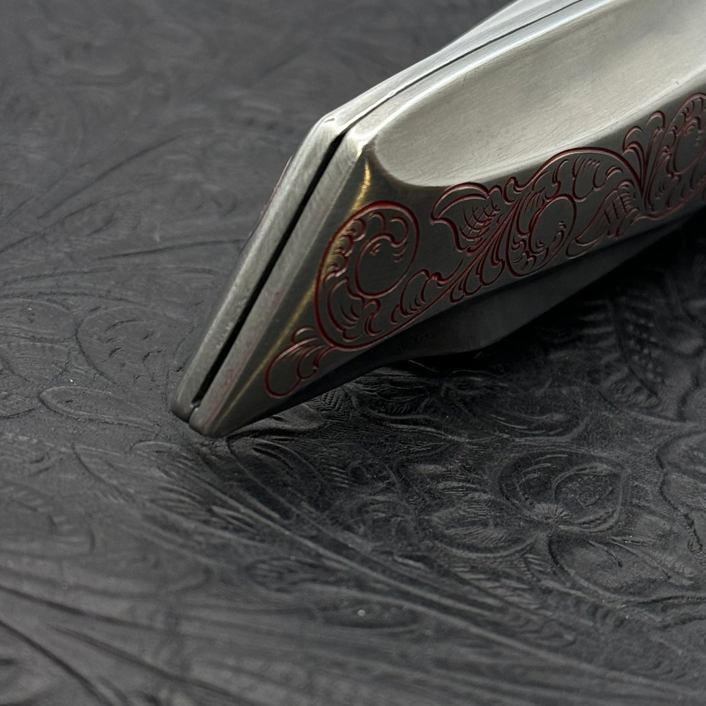 Hand Engraved (retractable) Utility Knife