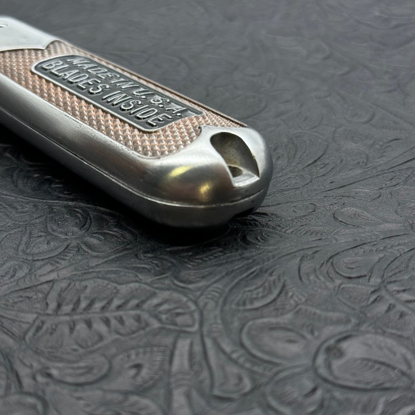 Hand Engraved GOLDBLATT (fixed blade) Utility Knife