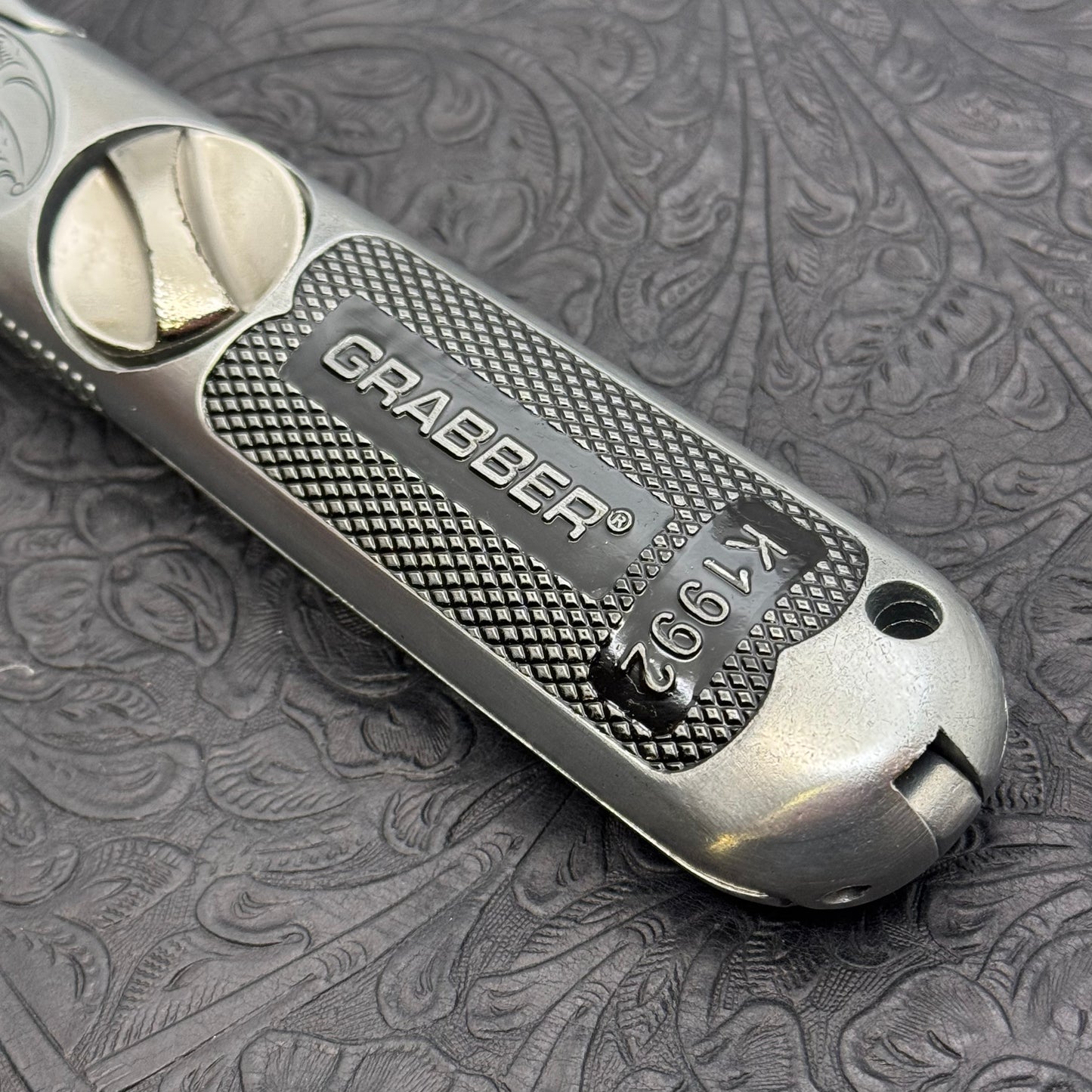 Hand Engraved Grabber (fixed blade) Utility Knife