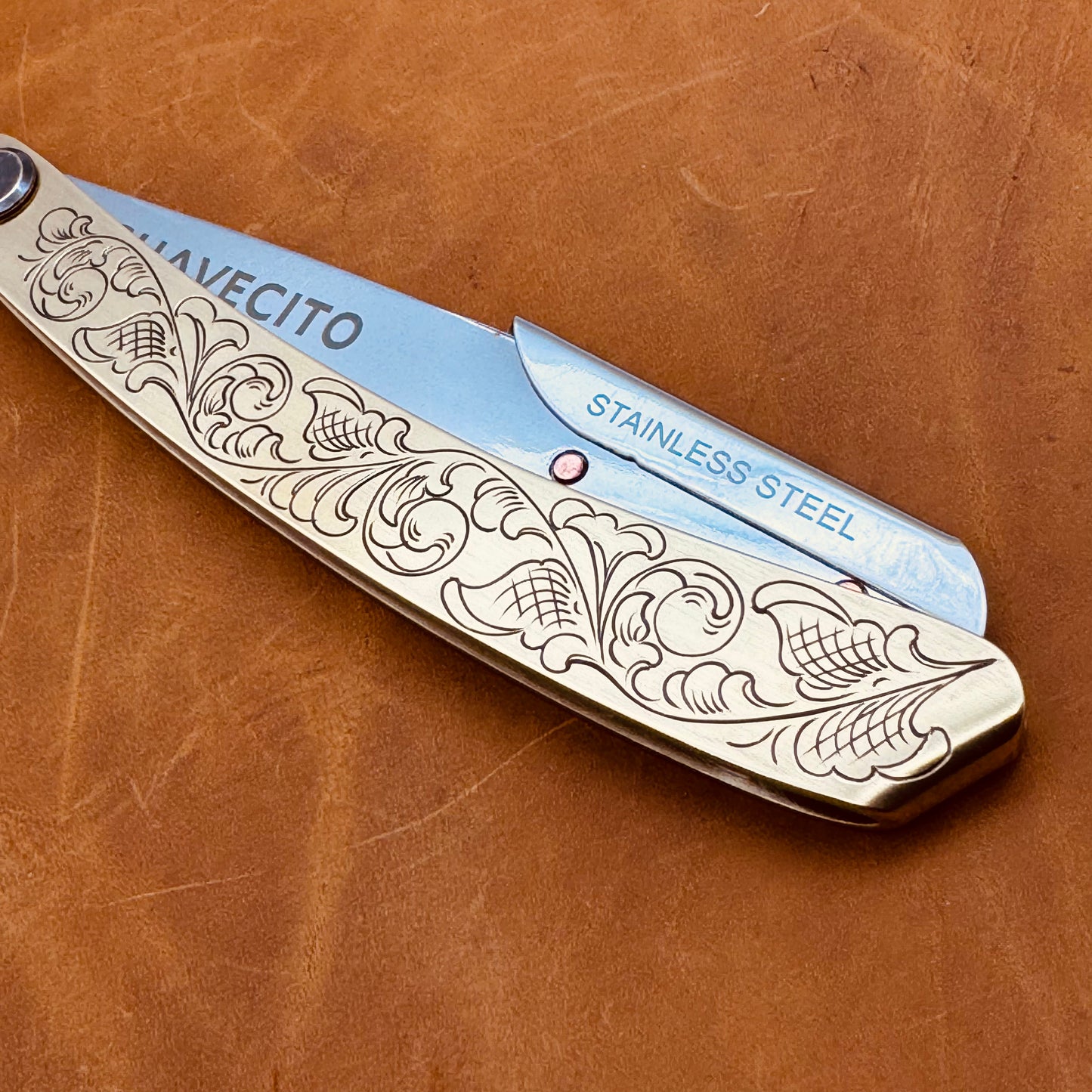 Hand Engraved Shavette Straight Razor