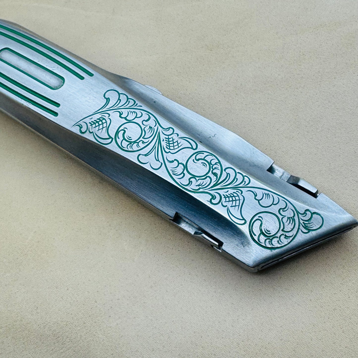 Hand Engraved General (retractable) Utility Knife