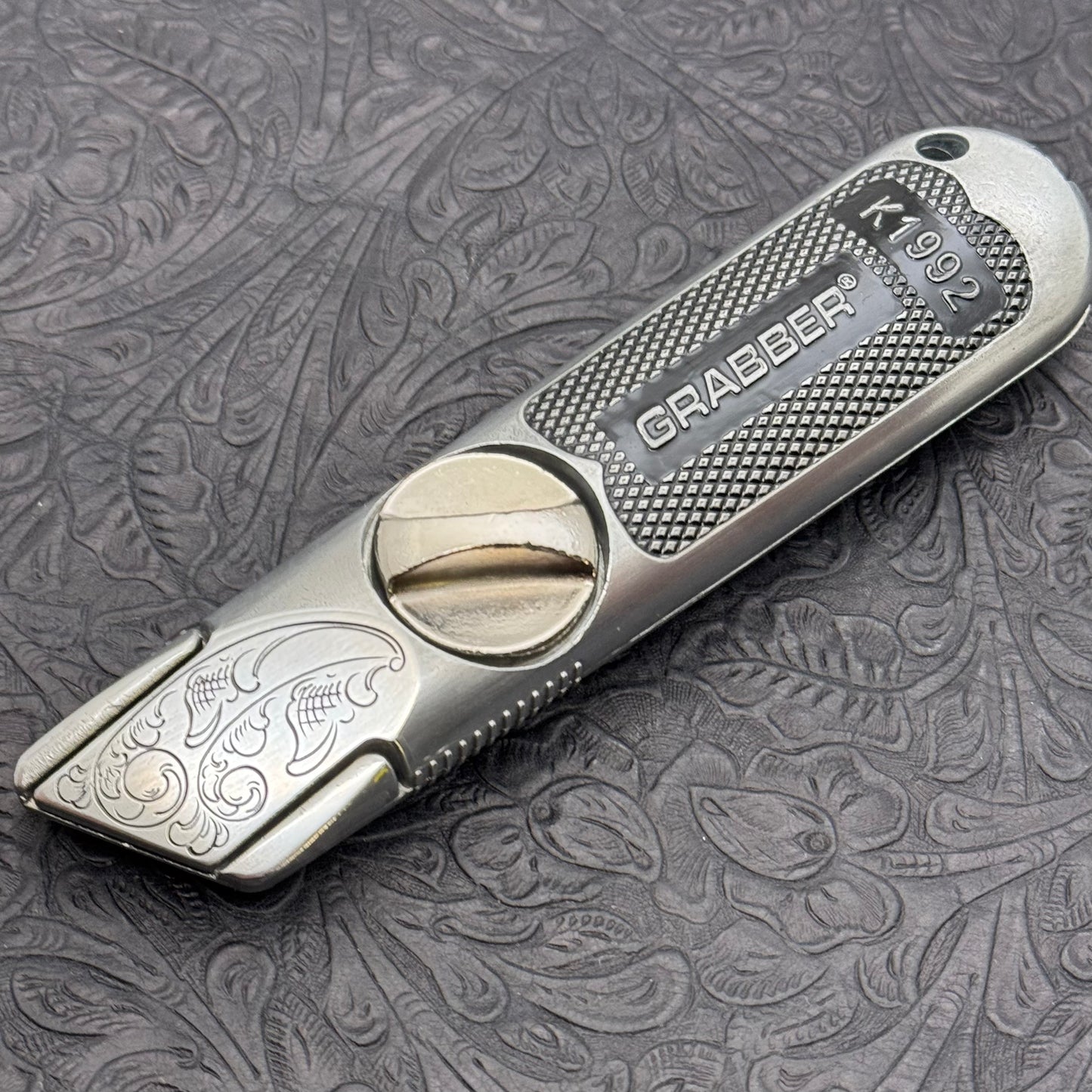 Hand Engraved Grabber (fixed blade) Utility Knife